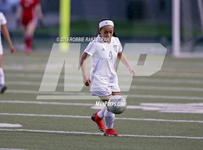 Thumbnail 2 in Melissa vs. Paris (UIL 4A Region II Semi-Final) photogallery.