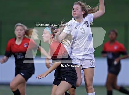 Thumbnail 1 in Melissa vs. Paris (UIL 4A Region II Semi-Final) photogallery.
