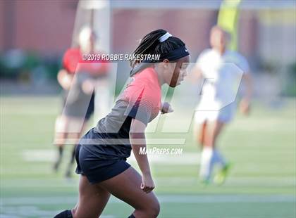 Thumbnail 3 in Melissa vs. Paris (UIL 4A Region II Semi-Final) photogallery.