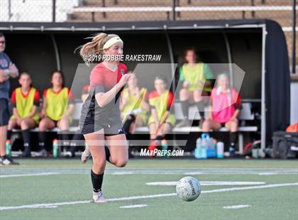 Thumbnail 1 in Melissa vs. Paris (UIL 4A Region II Semi-Final) photogallery.
