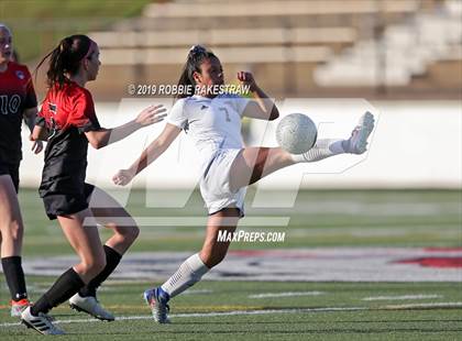 Thumbnail 3 in Melissa vs. Paris (UIL 4A Region II Semi-Final) photogallery.