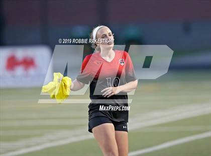 Thumbnail 2 in Melissa vs. Paris (UIL 4A Region II Semi-Final) photogallery.