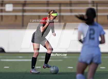 Thumbnail 2 in Melissa vs. Paris (UIL 4A Region II Semi-Final) photogallery.