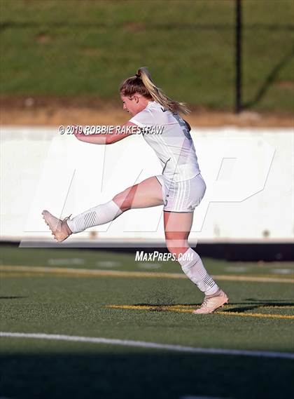 Thumbnail 3 in Melissa vs. Paris (UIL 4A Region II Semi-Final) photogallery.