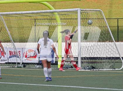 Thumbnail 2 in Melissa vs. Paris (UIL 4A Region II Semi-Final) photogallery.