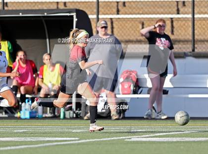 Thumbnail 2 in Melissa vs. Paris (UIL 4A Region II Semi-Final) photogallery.