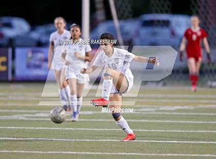 Thumbnail 3 in Melissa vs. Paris (UIL 4A Region II Semi-Final) photogallery.