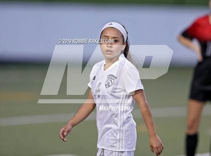 Thumbnail 1 in Melissa vs. Paris (UIL 4A Region II Semi-Final) photogallery.