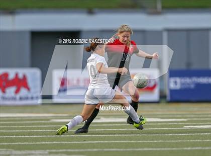 Thumbnail 3 in Melissa vs. Paris (UIL 4A Region II Semi-Final) photogallery.