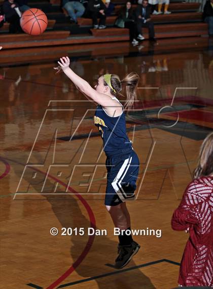 Thumbnail 3 in Seymour @ South-Doyle (TSSAA D2-AAA Quarterfinals) photogallery.