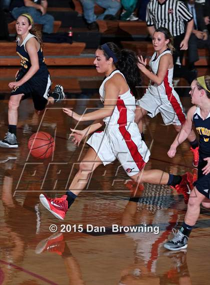 Thumbnail 2 in Seymour @ South-Doyle (TSSAA D2-AAA Quarterfinals) photogallery.