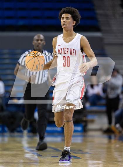 Thumbnail 2 in Crespi vs. Mater Dei photogallery.