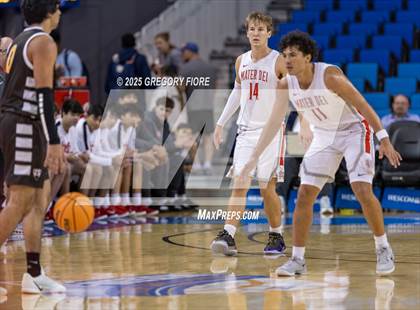 Thumbnail 1 in Crespi vs. Mater Dei photogallery.