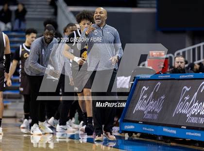 Thumbnail 3 in Crespi vs. Mater Dei photogallery.