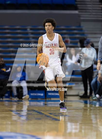 Thumbnail 1 in Crespi vs. Mater Dei photogallery.