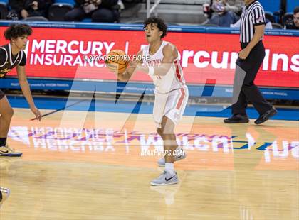 Thumbnail 2 in Crespi vs. Mater Dei photogallery.