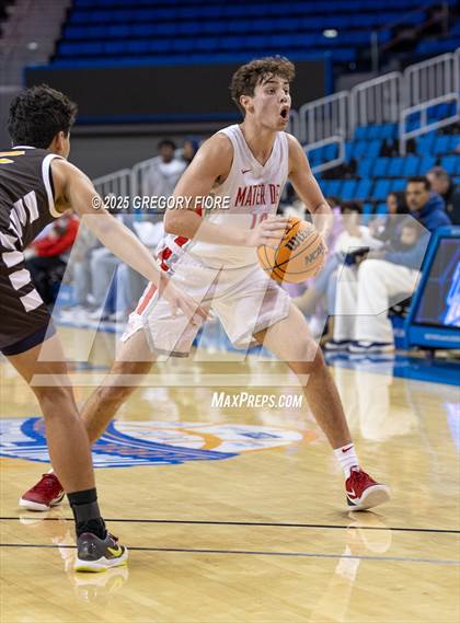 Thumbnail 2 in Crespi vs. Mater Dei photogallery.