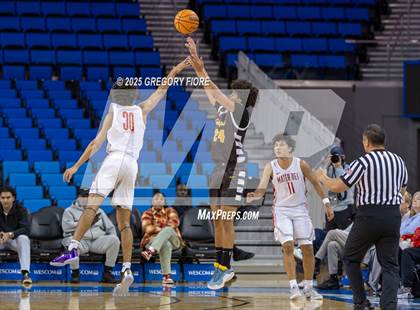 Thumbnail 3 in Crespi vs. Mater Dei photogallery.