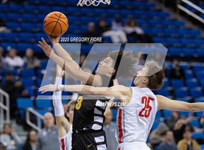 Thumbnail 3 in Crespi vs. Mater Dei photogallery.