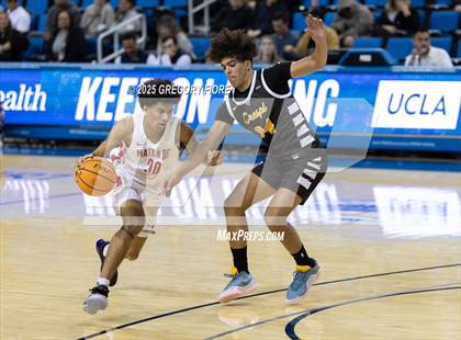 Thumbnail 2 in Crespi vs. Mater Dei photogallery.