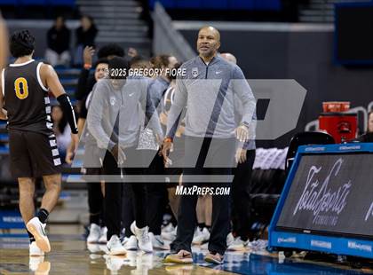 Thumbnail 2 in Crespi vs. Mater Dei photogallery.