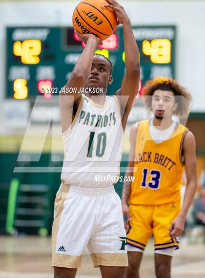 Thumbnail 1 in Jack Britt @ Pinecrest photogallery.