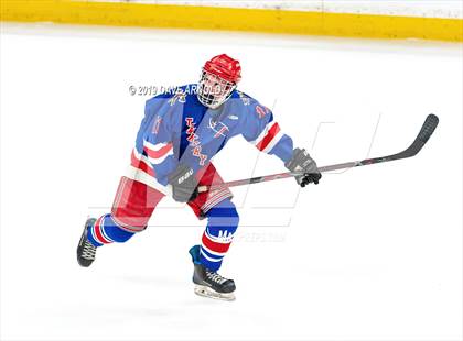 Thumbnail 3 in Tewksbury Memorial vs. Canton (MIAA Division 2 State Final) photogallery.