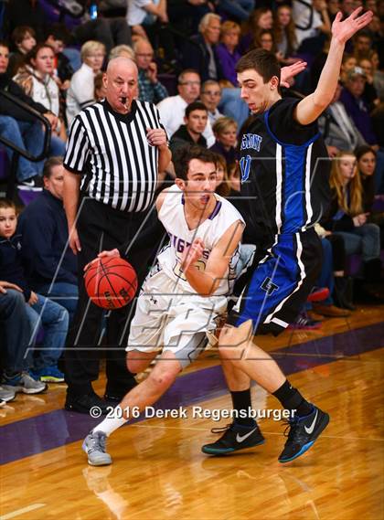 Thumbnail 2 in Longmont @ Holy Family photogallery.