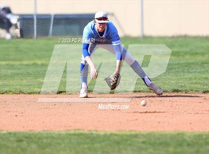 Thumbnail 3 in Rocklin @ Oak Ridge photogallery.