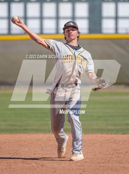 Thumbnail 3 in Piedra Vista vs. Green Mountain (Coach Bob Invitational) photogallery.