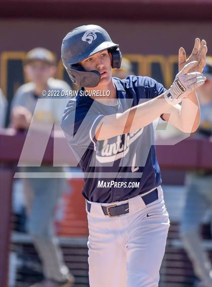Thumbnail 2 in Piedra Vista vs. Green Mountain (Coach Bob Invitational) photogallery.