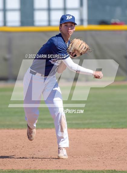 Thumbnail 3 in Piedra Vista vs. Green Mountain (Coach Bob Invitational) photogallery.