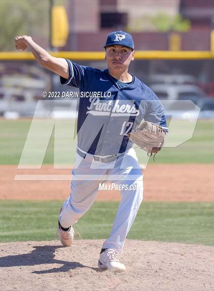 Thumbnail 2 in Piedra Vista vs. Green Mountain (Coach Bob Invitational) photogallery.