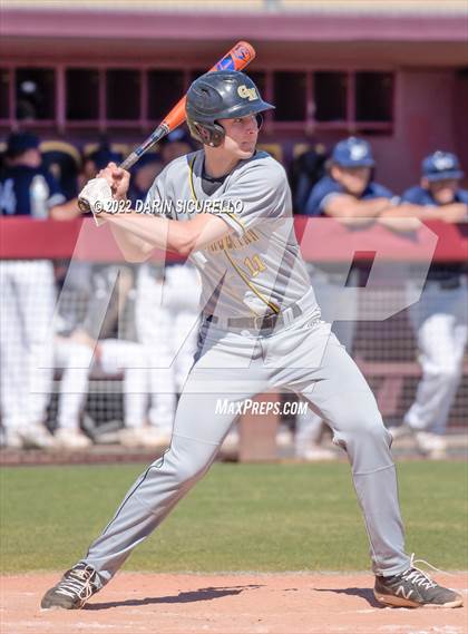 Thumbnail 1 in Piedra Vista vs. Green Mountain (Coach Bob Invitational) photogallery.