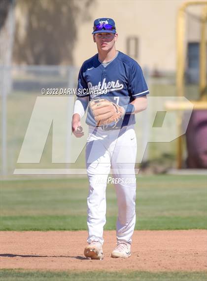 Thumbnail 3 in Piedra Vista vs. Green Mountain (Coach Bob Invitational) photogallery.