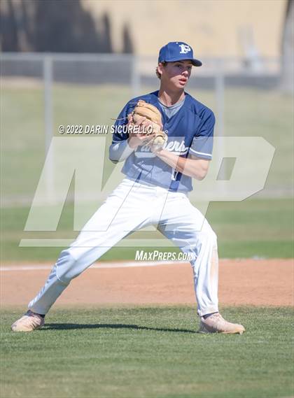 Thumbnail 3 in Piedra Vista vs. Green Mountain (Coach Bob Invitational) photogallery.