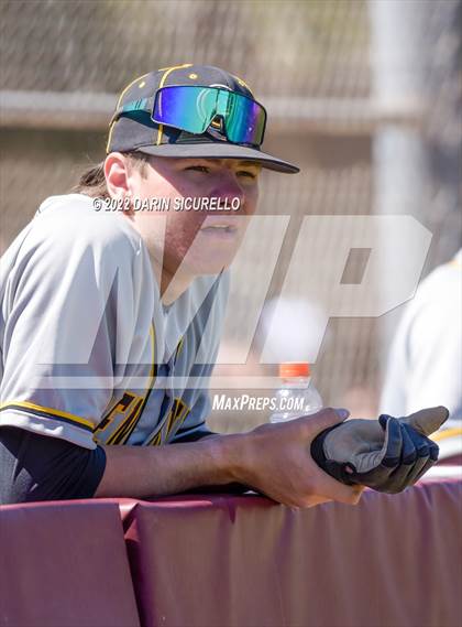 Thumbnail 2 in Piedra Vista vs. Green Mountain (Coach Bob Invitational) photogallery.
