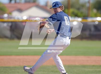 Thumbnail 2 in Piedra Vista vs. Green Mountain (Coach Bob Invitational) photogallery.