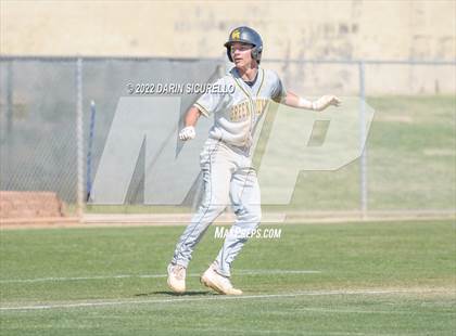 Thumbnail 2 in Piedra Vista vs. Green Mountain (Coach Bob Invitational) photogallery.