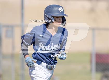Thumbnail 2 in Piedra Vista vs. Green Mountain (Coach Bob Invitational) photogallery.
