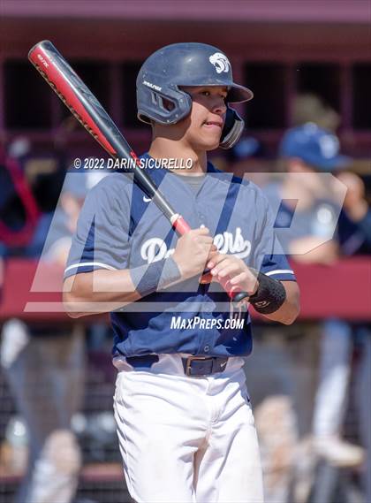 Thumbnail 2 in Piedra Vista vs. Green Mountain (Coach Bob Invitational) photogallery.