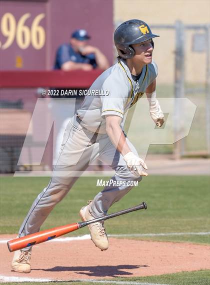 Thumbnail 2 in Piedra Vista vs. Green Mountain (Coach Bob Invitational) photogallery.