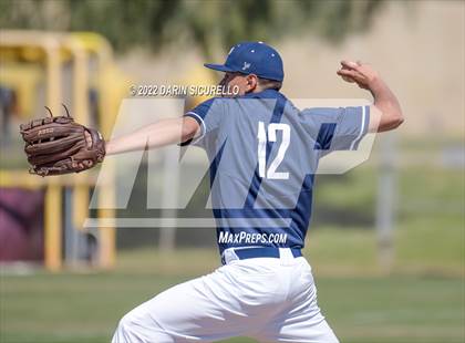 Thumbnail 1 in Piedra Vista vs. Green Mountain (Coach Bob Invitational) photogallery.