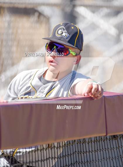 Thumbnail 3 in Piedra Vista vs. Green Mountain (Coach Bob Invitational) photogallery.