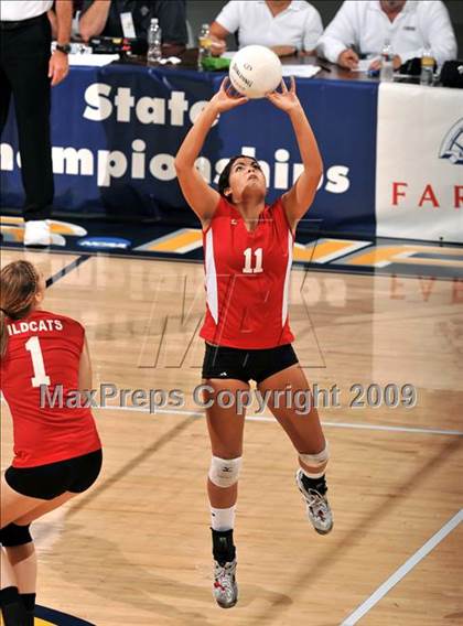 Thumbnail 2 in Archbishop Mitty vs. Redlands East Valley (CIF State D2 Final) photogallery.