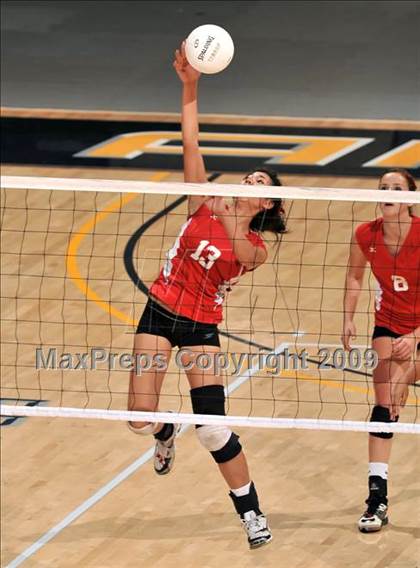 Thumbnail 2 in Archbishop Mitty vs. Redlands East Valley (CIF State D2 Final) photogallery.