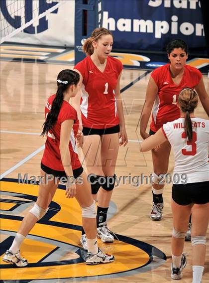 Thumbnail 1 in Archbishop Mitty vs. Redlands East Valley (CIF State D2 Final) photogallery.