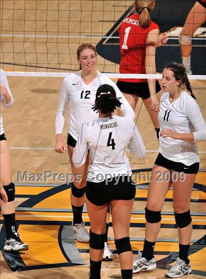 Thumbnail 3 in Archbishop Mitty vs. Redlands East Valley (CIF State D2 Final) photogallery.