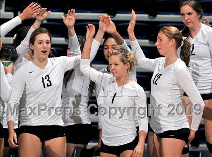 Thumbnail 3 in Archbishop Mitty vs. Redlands East Valley (CIF State D2 Final) photogallery.