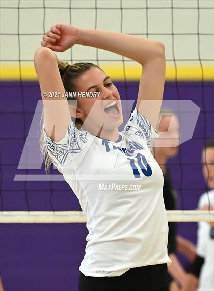 Thumbnail 1 in Timpview vs. Assumption (Durango Fall CLassic) photogallery.